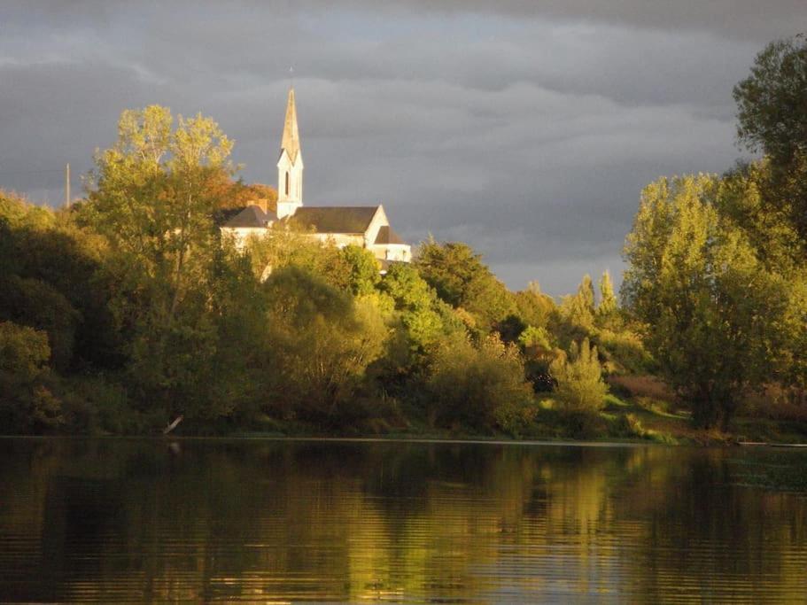 Maison De Bourg Paisible Parcay-sur-Vienne Eksteriør billede